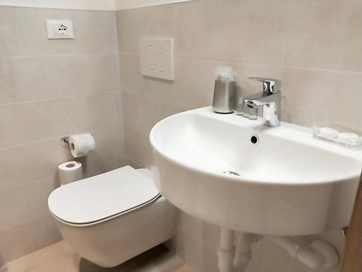 Via Poma Rooms Verona Kültér fotó